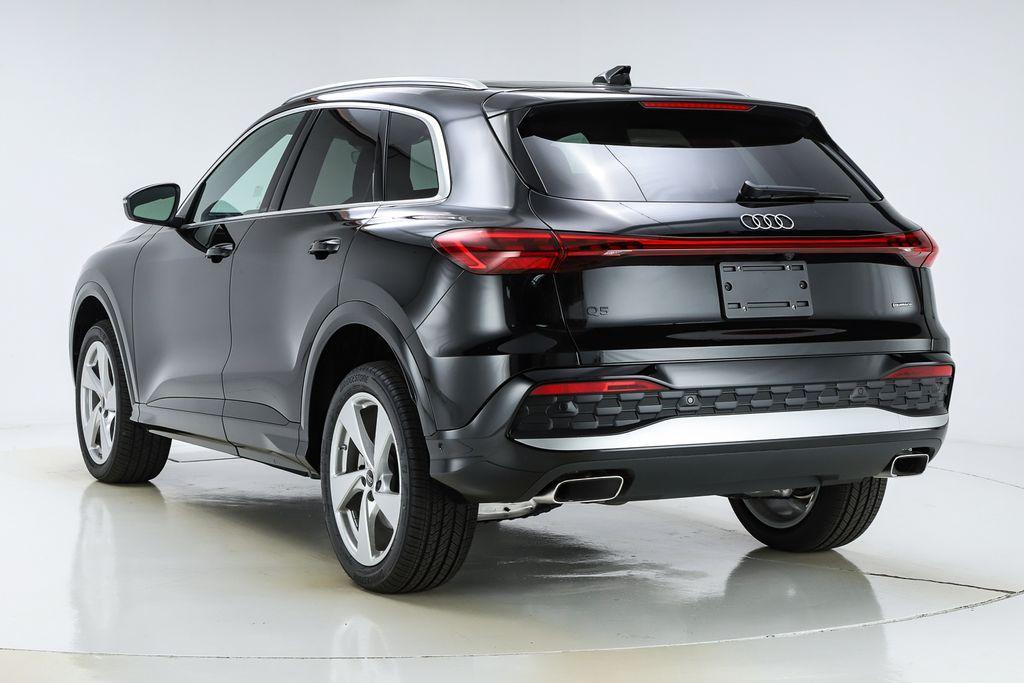 new 2025 Audi Q5 car, priced at $61,300
