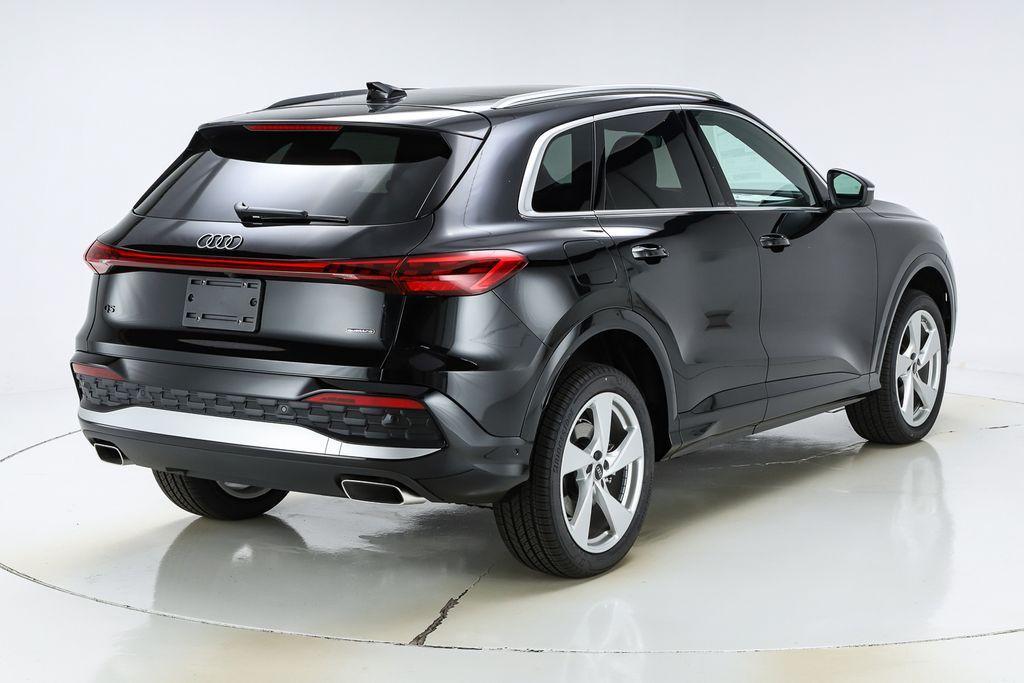 new 2025 Audi Q5 car, priced at $61,300