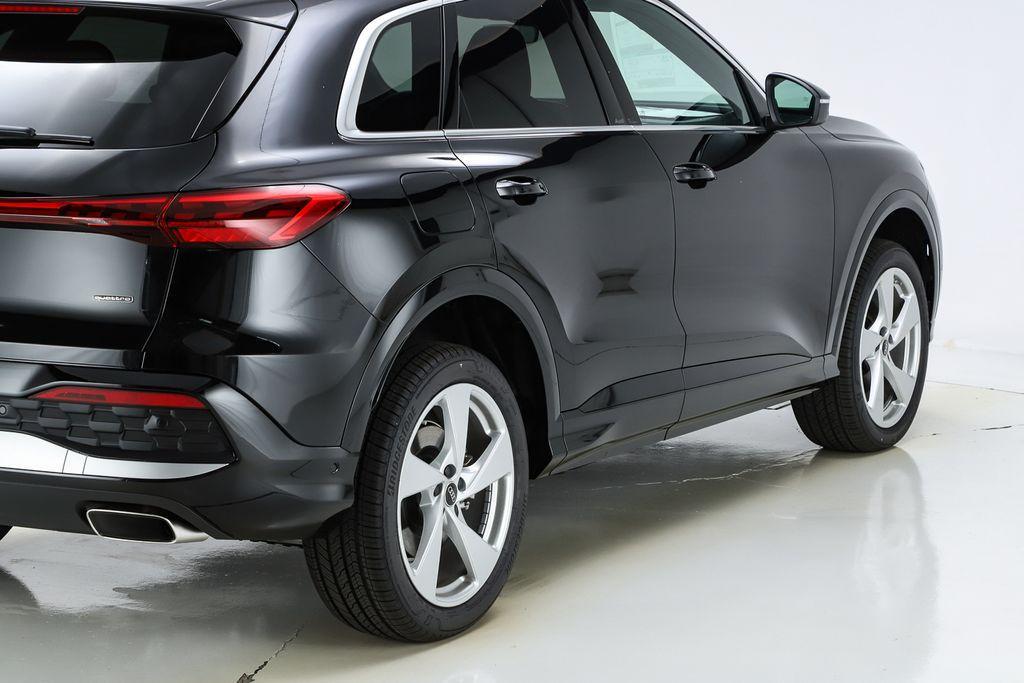 new 2025 Audi Q5 car, priced at $61,300
