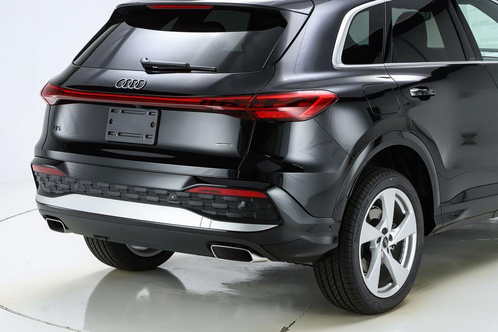 new 2025 Audi Q5 car, priced at $61,300