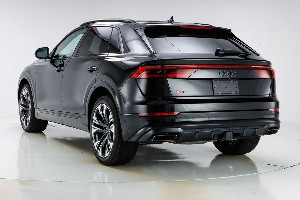 new 2025 Audi Q8 car, priced at $89,365