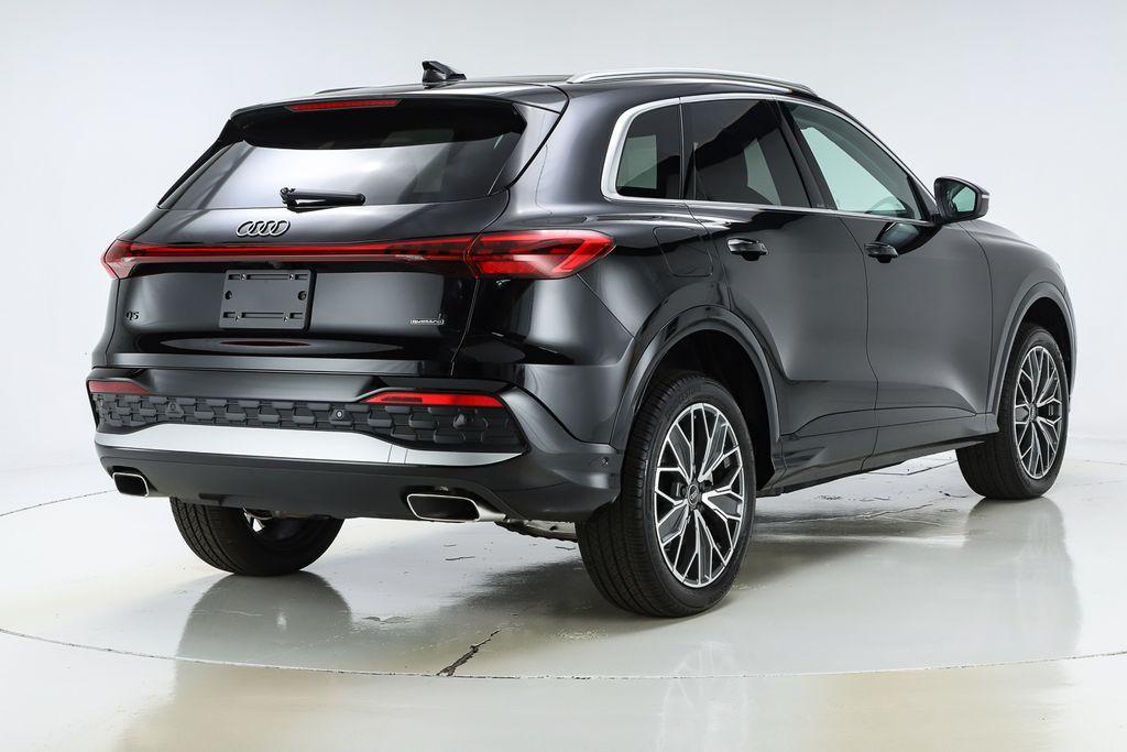 new 2025 Audi Q5 car, priced at $60,975