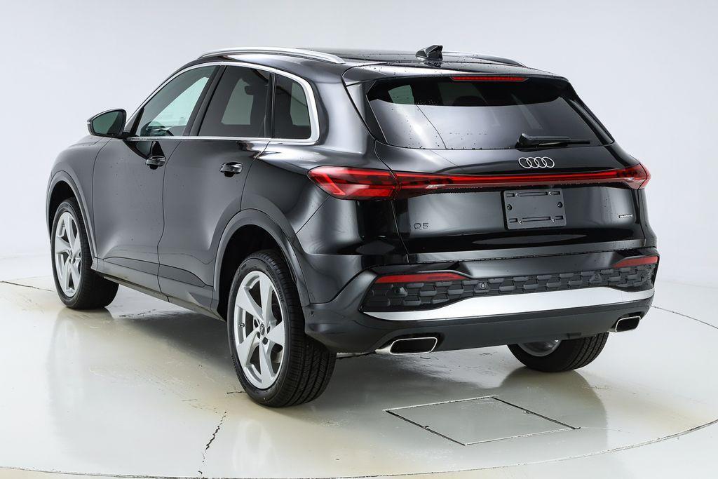 new 2025 Audi Q5 car, priced at $61,300