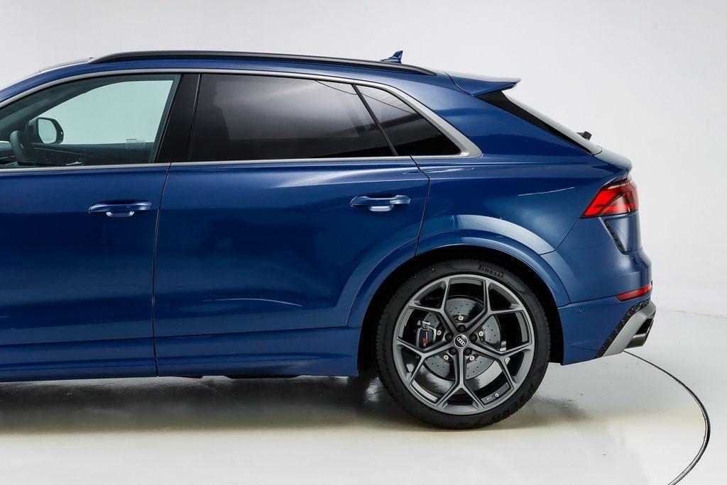 new 2025 Audi RS Q8 car, priced at $145,740