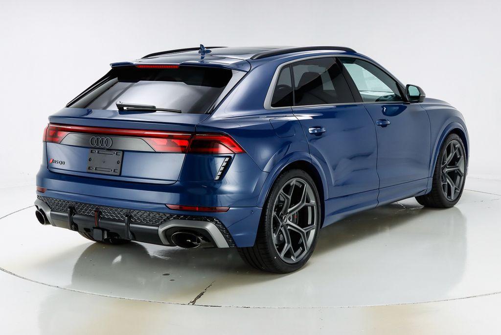 new 2025 Audi RS Q8 car, priced at $145,740