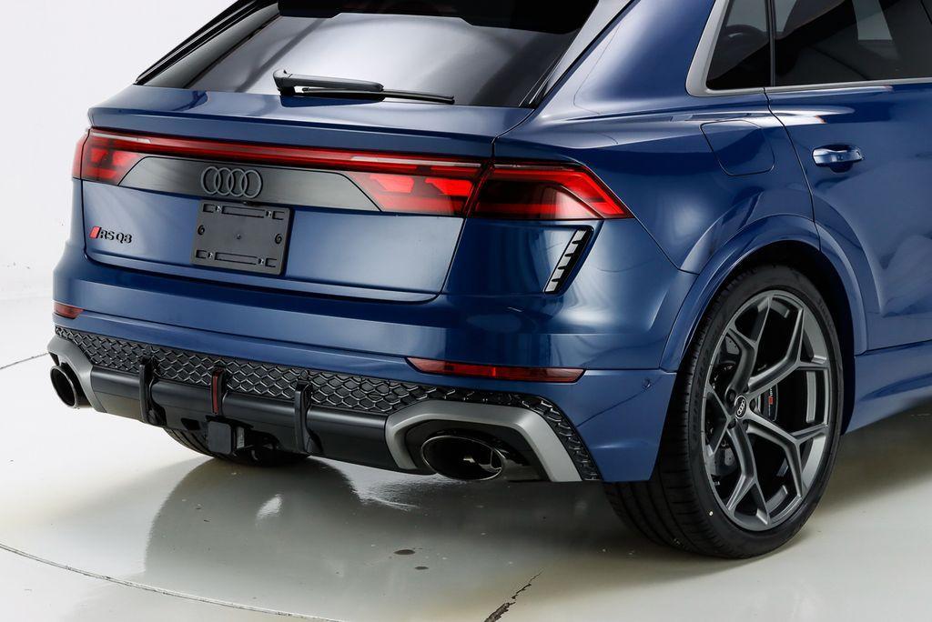 new 2025 Audi RS Q8 car, priced at $145,740