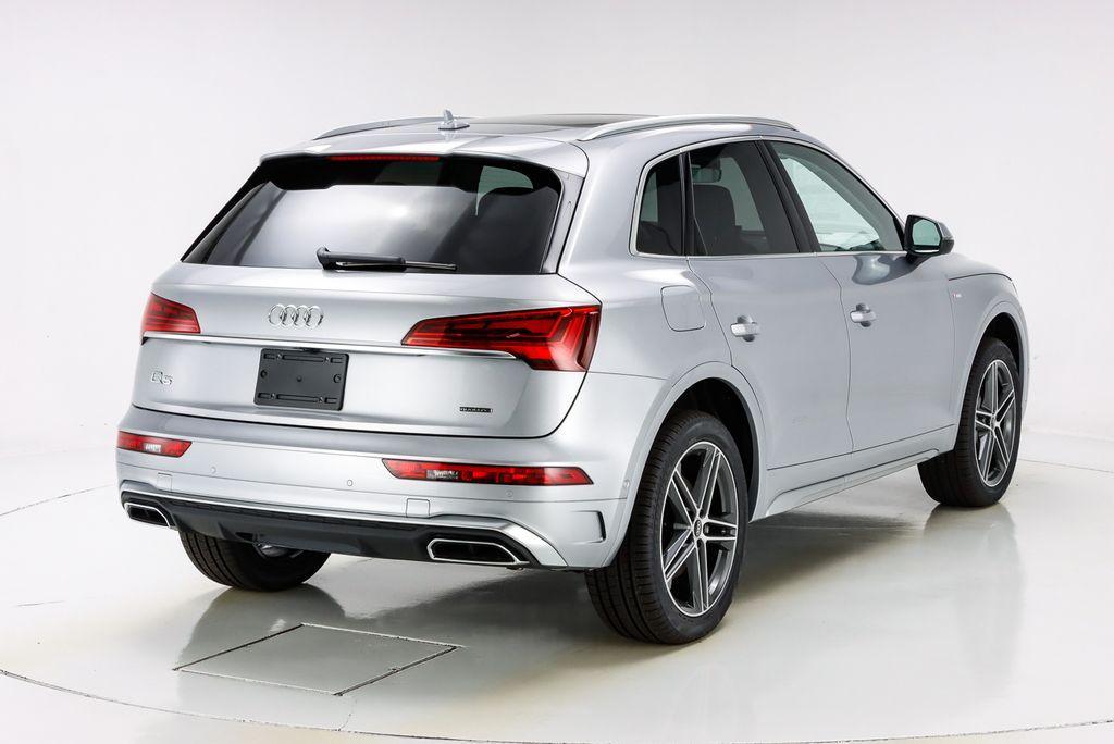 new 2024 Audi Q5 e car, priced at $71,585