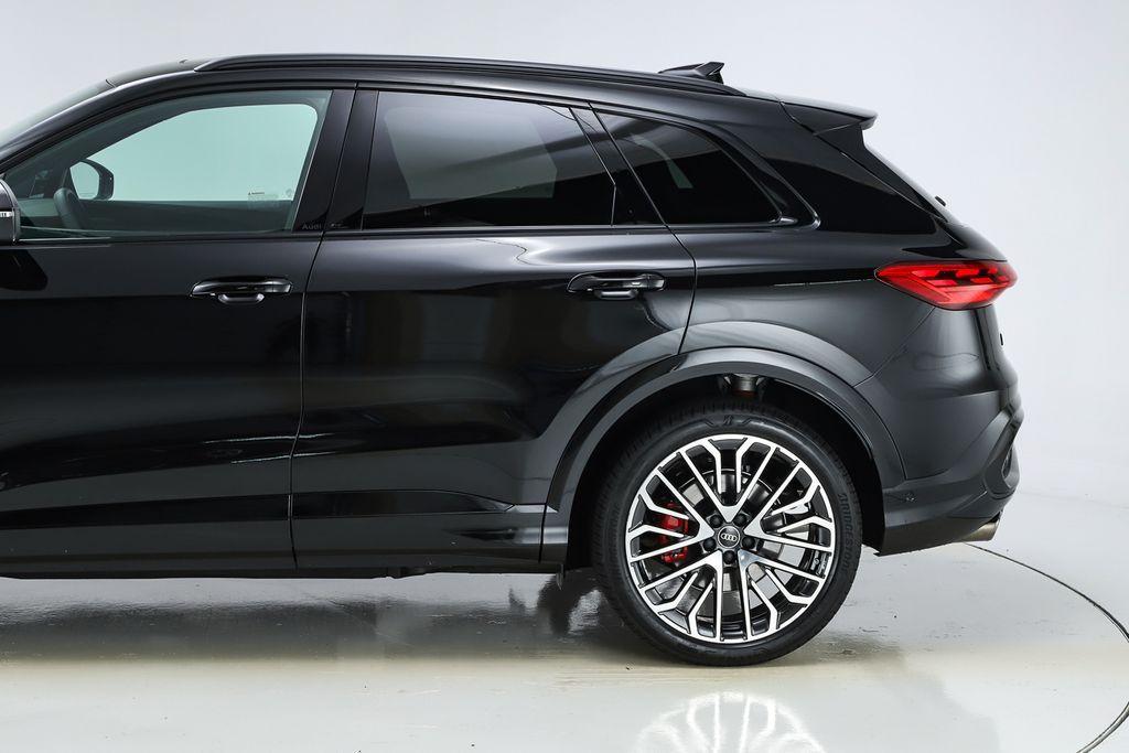 new 2025 Audi SQ5 car, priced at $74,265