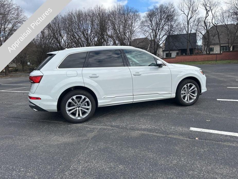 used 2025 Audi Q7 car, priced at $57,265