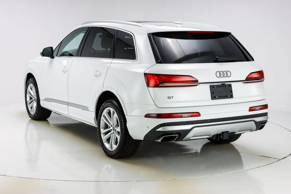 used 2025 Audi Q7 car, priced at $56,829