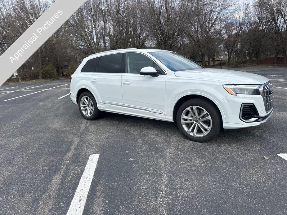 used 2025 Audi Q7 car, priced at $57,265