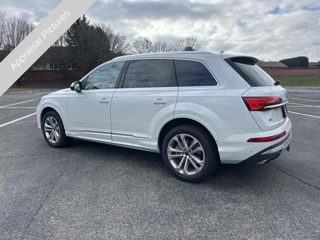 used 2025 Audi Q7 car, priced at $57,265