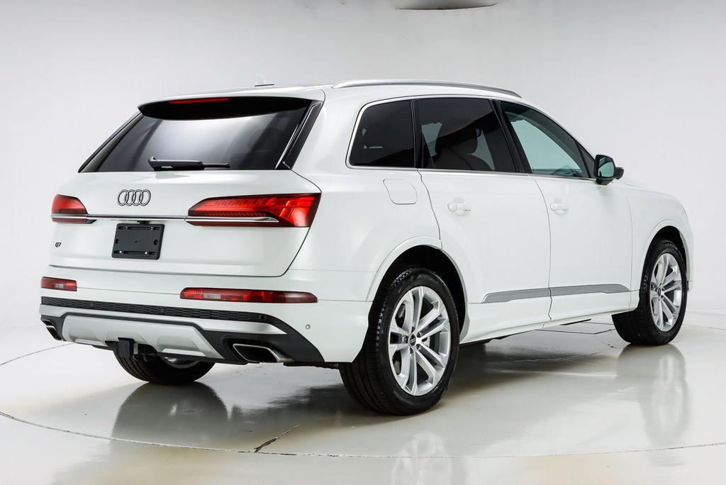 used 2025 Audi Q7 car, priced at $56,829