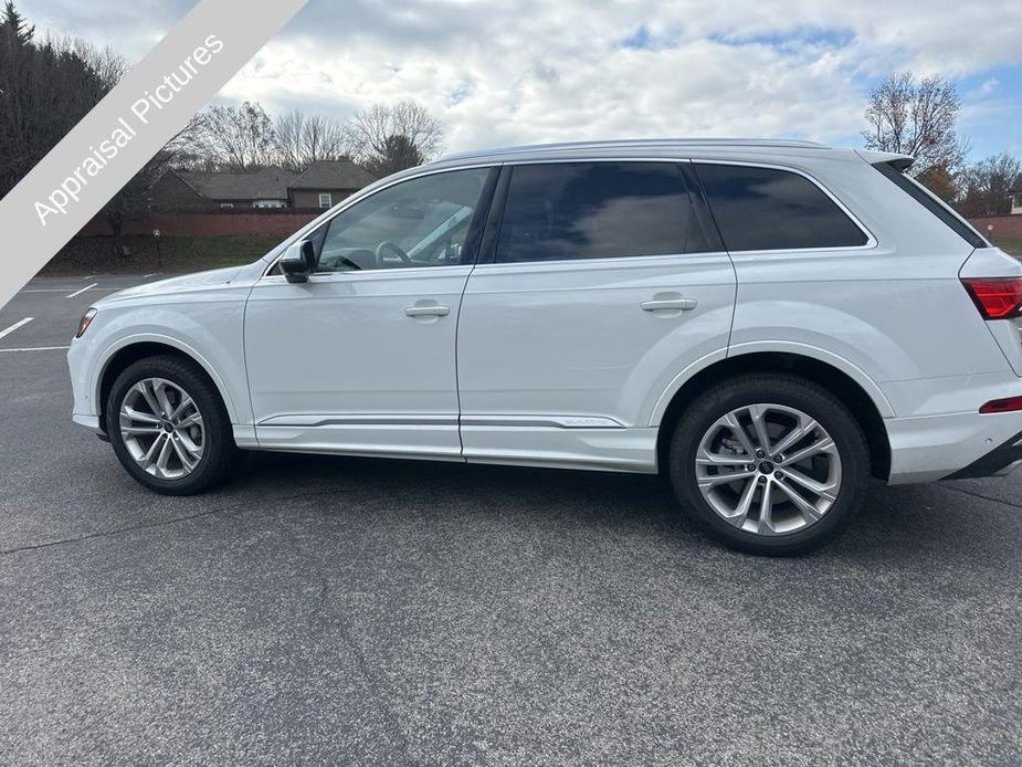 used 2025 Audi Q7 car, priced at $57,265