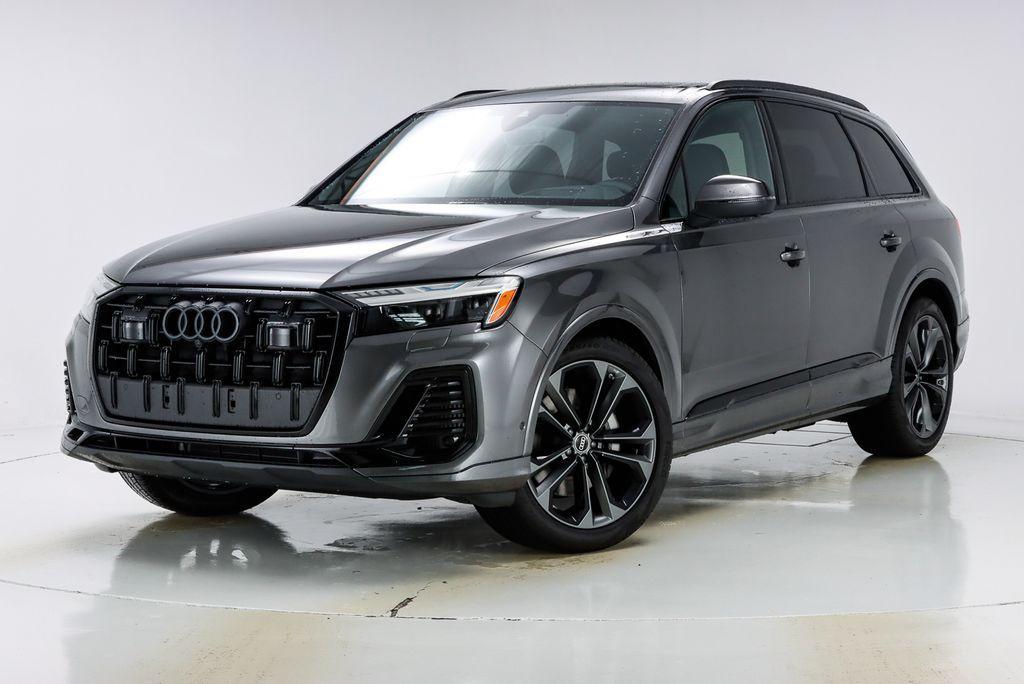 new 2025 Audi Q7 car, priced at $84,455