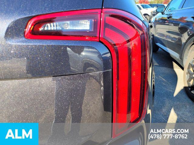 used 2025 Kia Telluride car, priced at $34,220