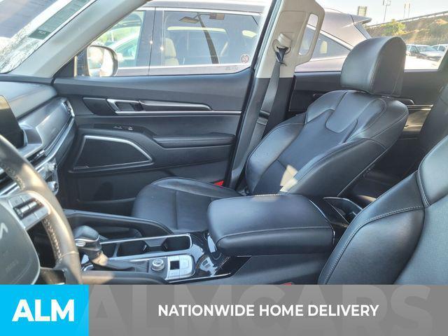 used 2025 Kia Telluride car, priced at $34,220