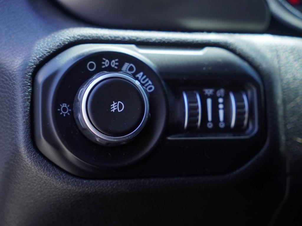 used 2019 Jeep Wrangler Unlimited car, priced at $23,533