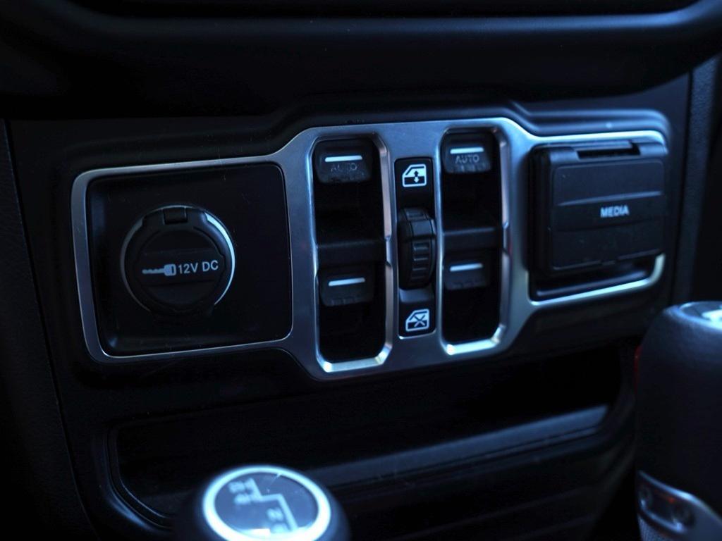 used 2019 Jeep Wrangler Unlimited car, priced at $23,533