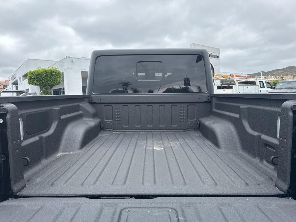 new 2025 Jeep Gladiator car, priced at $36,651