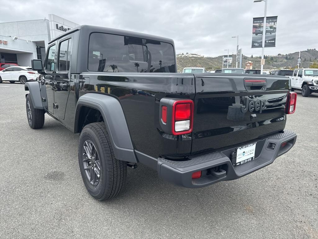 new 2025 Jeep Gladiator car, priced at $36,651