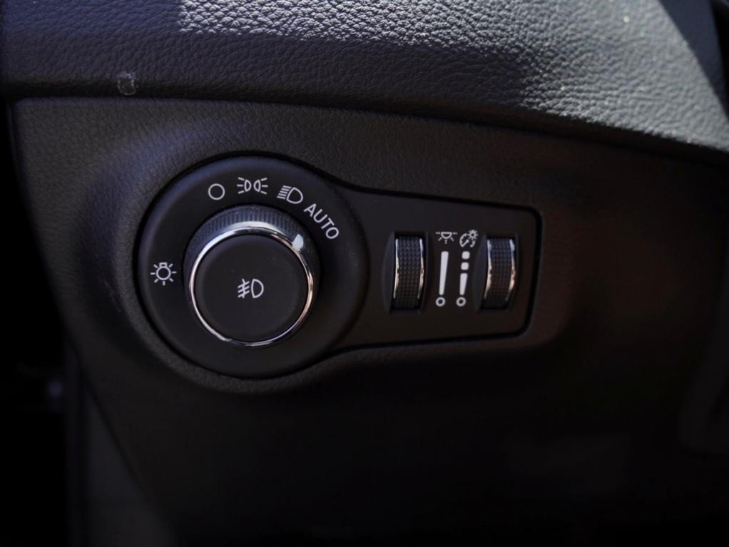 used 2019 Jeep Compass car, priced at $19,995