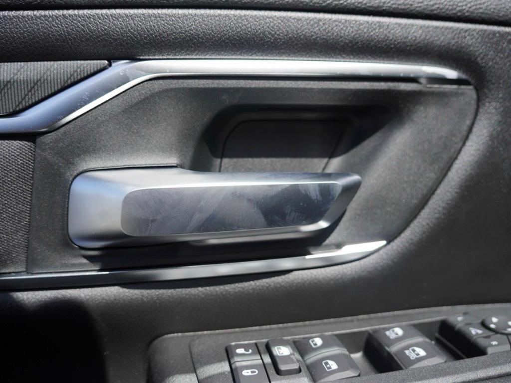 new 2025 Ram 1500 car, priced at $46,042
