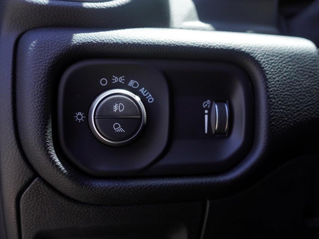 used 2021 Ram 1500 car, priced at $30,212