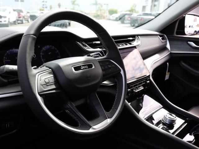 new 2023 Jeep Grand Cherokee L car, priced at $40,781