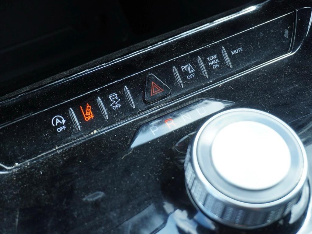 used 2024 Jeep Wagoneer car, priced at $37,851