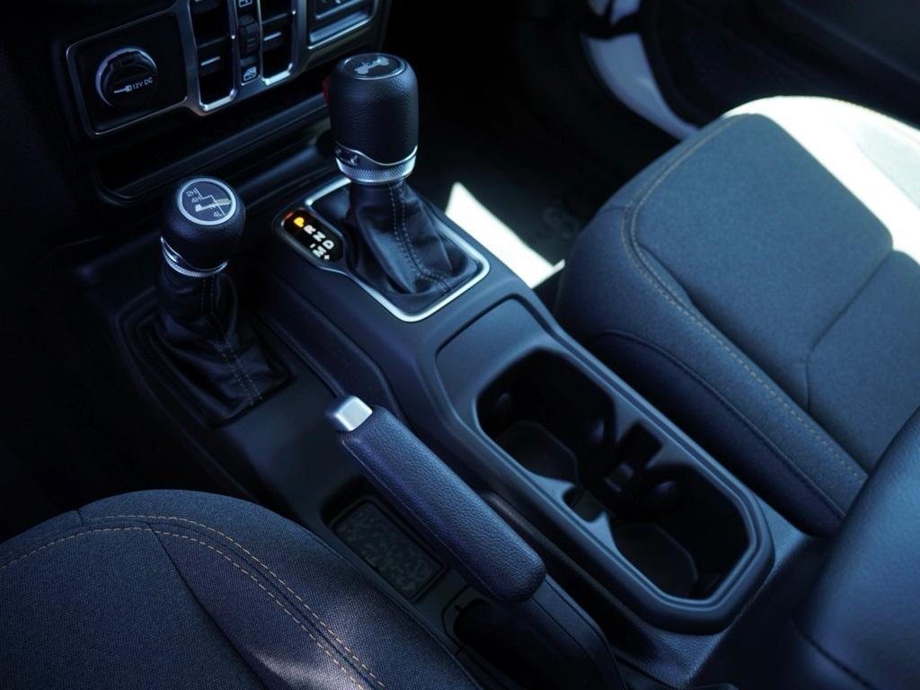 new 2025 Jeep Wrangler car, priced at $36,238