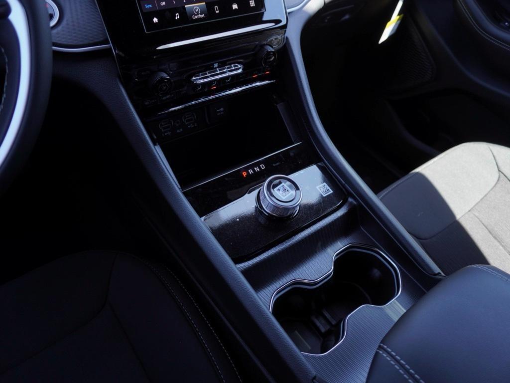 new 2025 Jeep Grand Cherokee L car, priced at $41,569