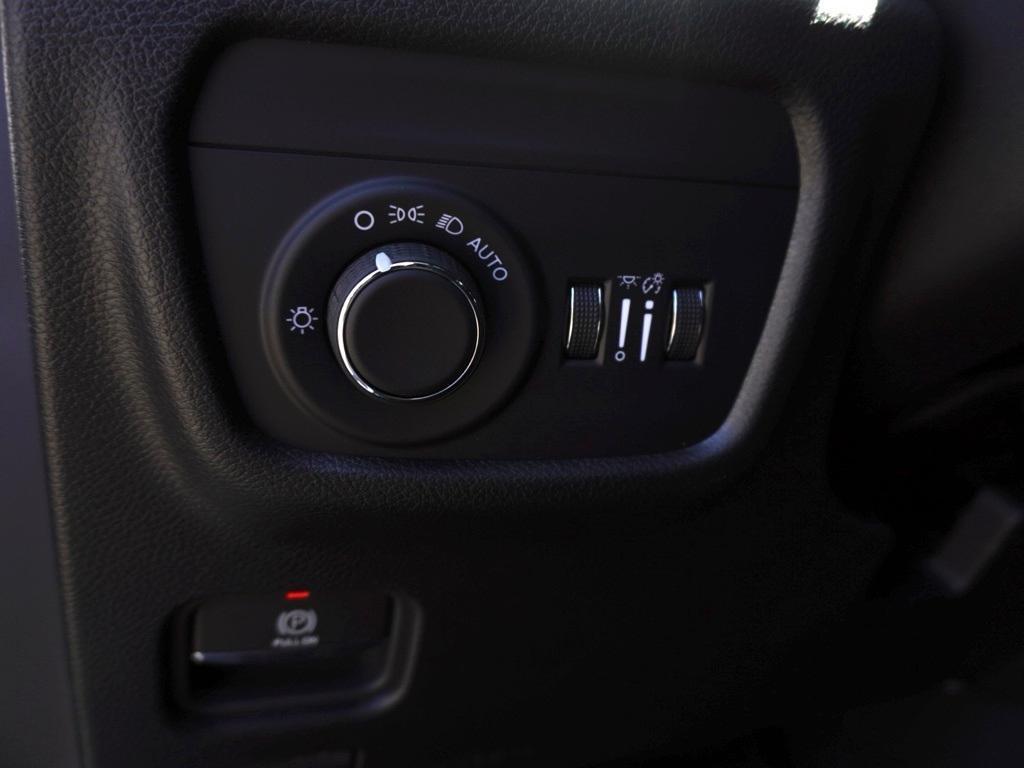 new 2025 Jeep Grand Cherokee L car, priced at $41,569