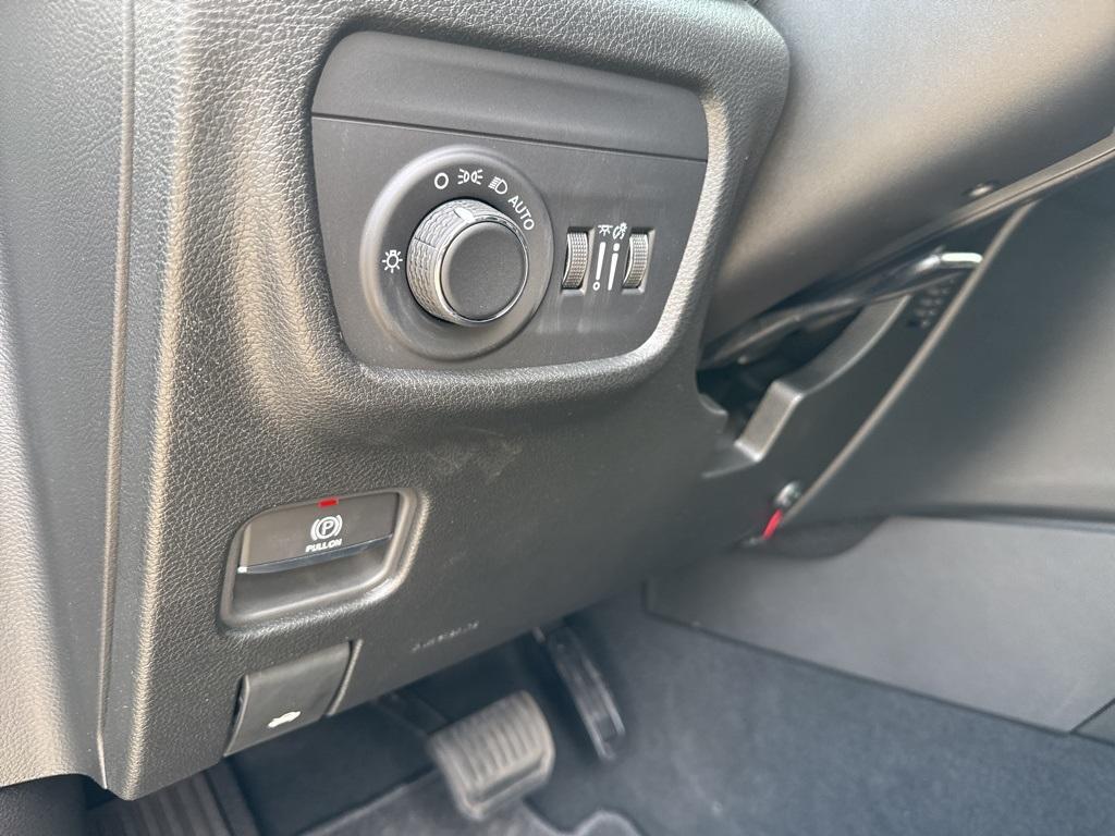 new 2025 Jeep Grand Cherokee L car, priced at $34,803