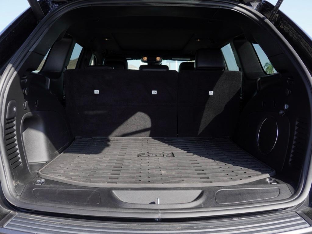 used 2021 Jeep Grand Cherokee car, priced at $32,200