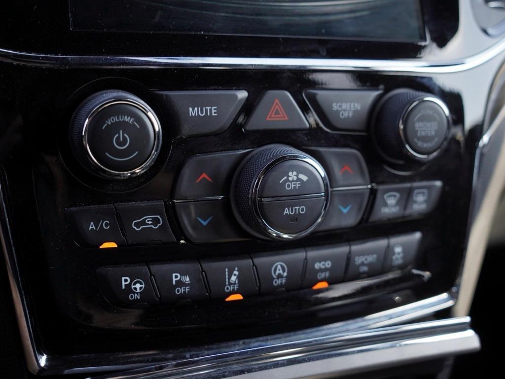 used 2021 Jeep Grand Cherokee car, priced at $32,200