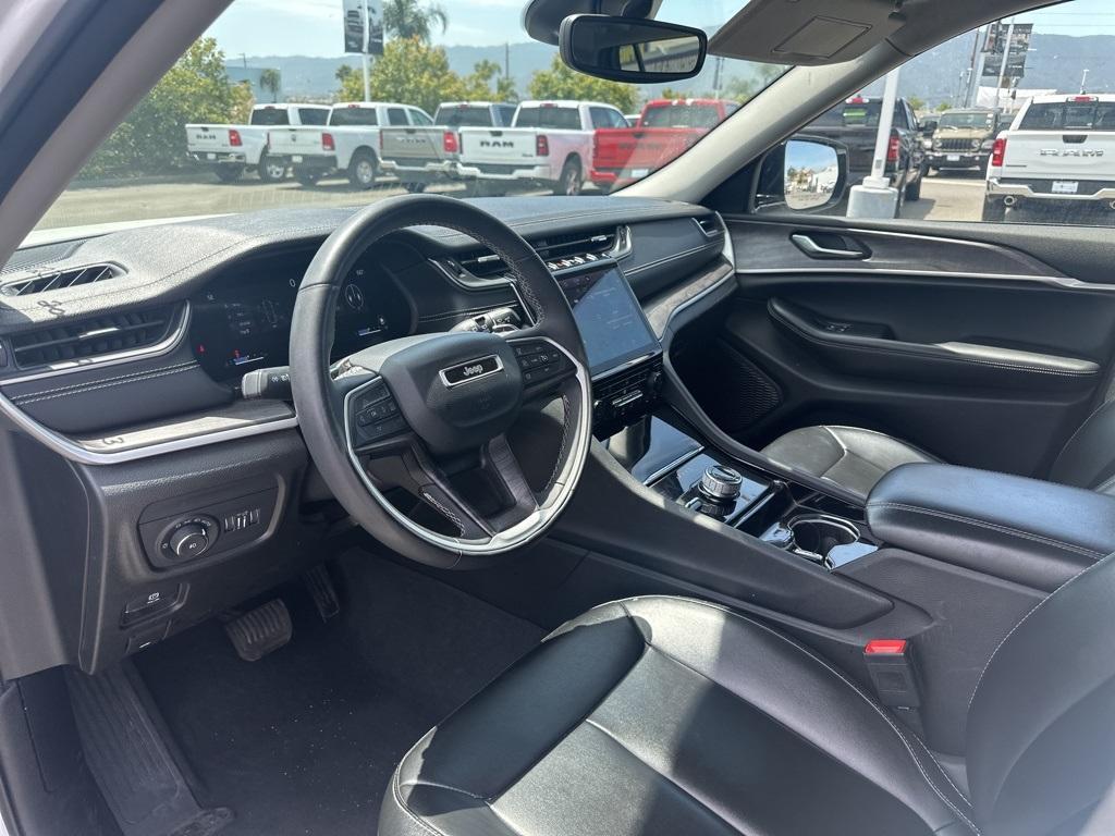 used 2023 Jeep Grand Cherokee car, priced at $29,799