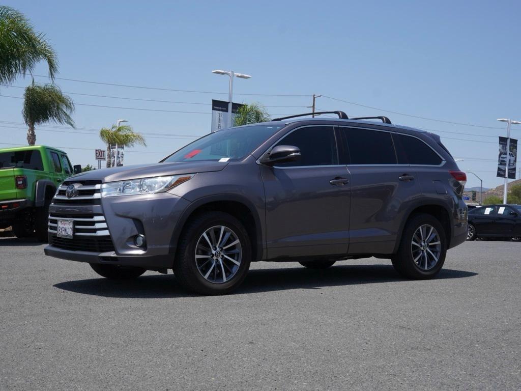 used 2018 Toyota Highlander car, priced at $24,574