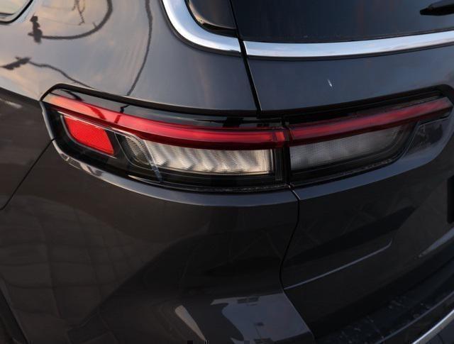 new 2025 Jeep Grand Cherokee L car, priced at $35,674