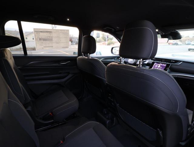 new 2025 Jeep Grand Cherokee L car, priced at $35,674