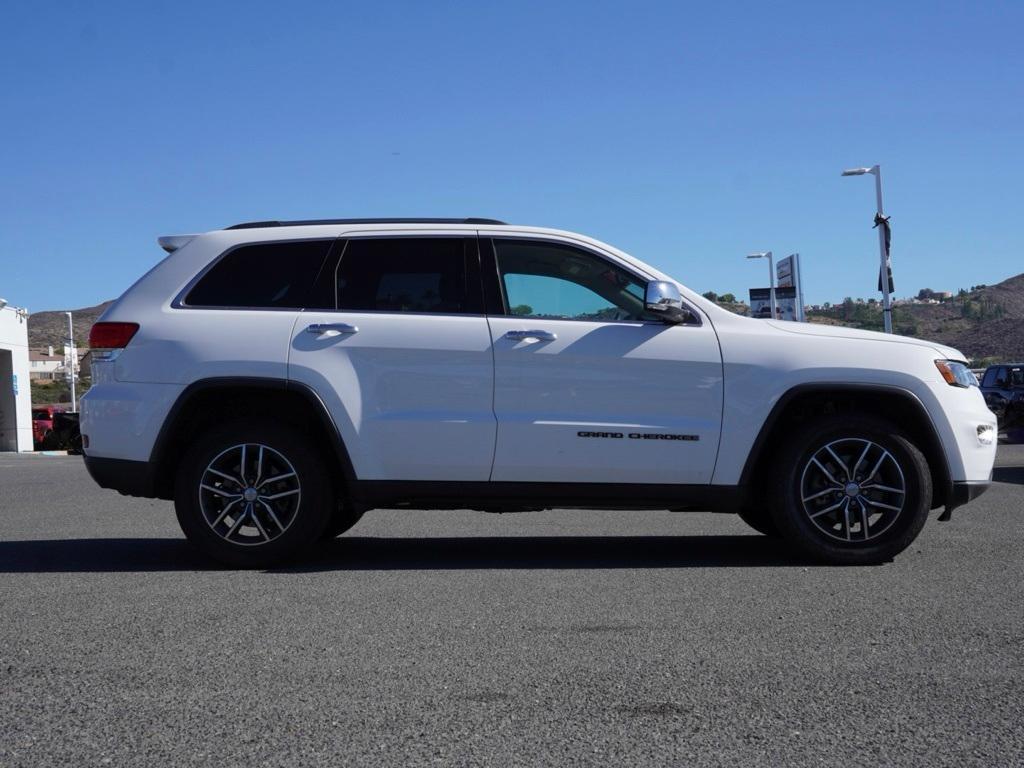 used 2017 Jeep Grand Cherokee car