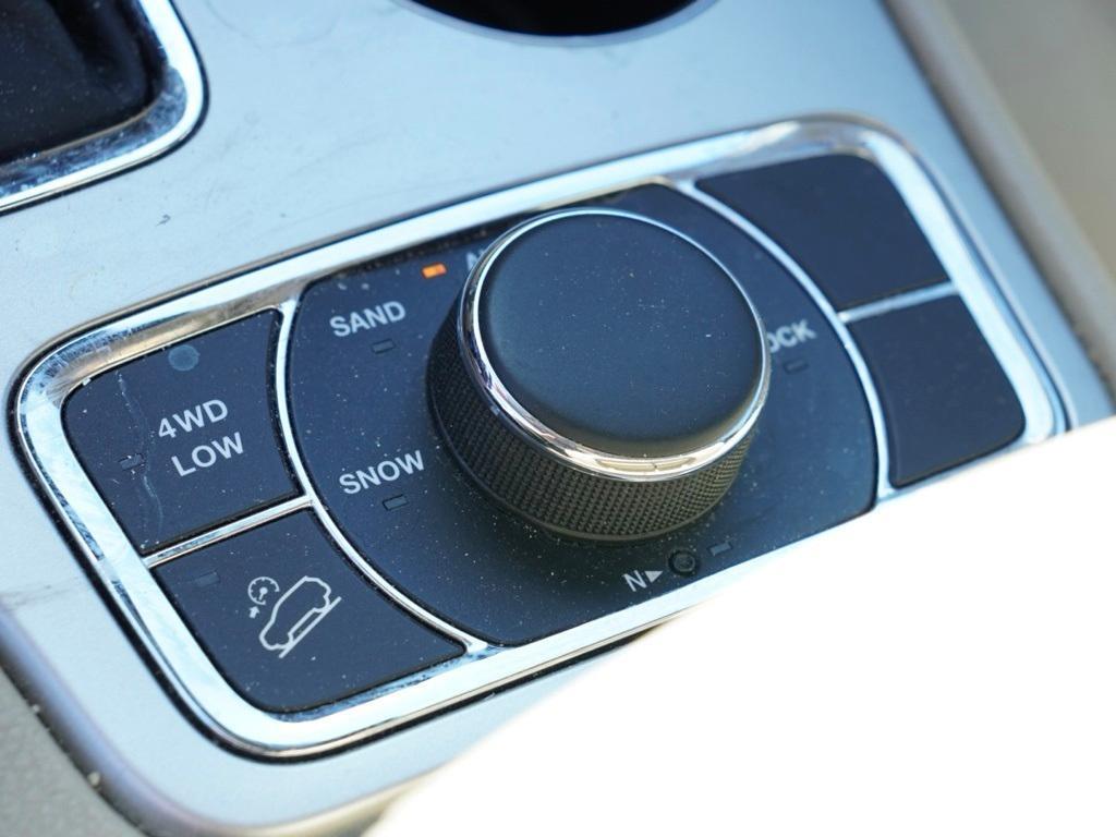 used 2017 Jeep Grand Cherokee car