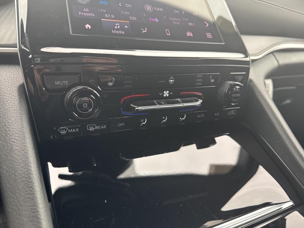 new 2025 Jeep Grand Cherokee car, priced at $36,949