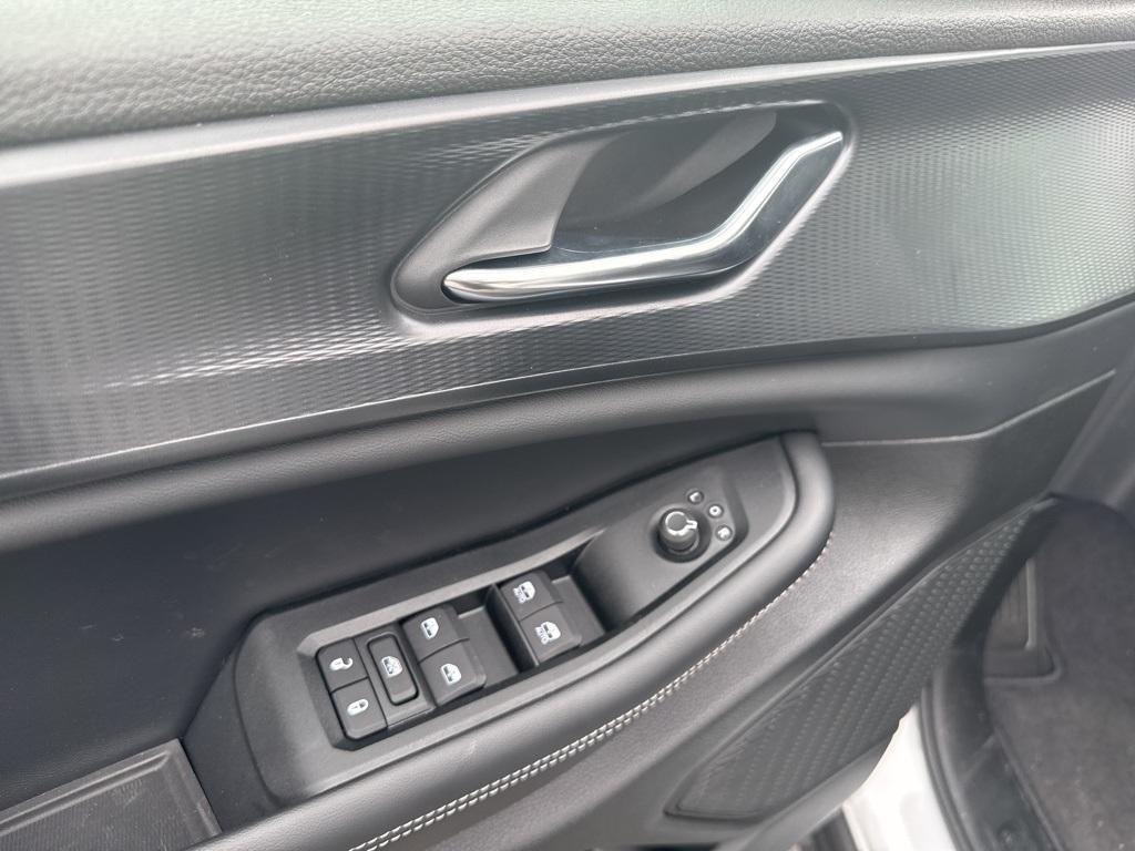new 2025 Jeep Grand Cherokee car, priced at $36,949
