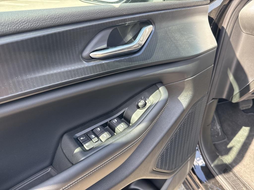 new 2025 Jeep Grand Cherokee L car, priced at $35,300