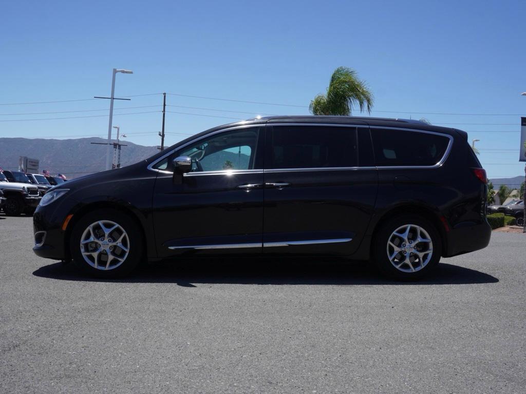 used 2020 Chrysler Pacifica car, priced at $20,551