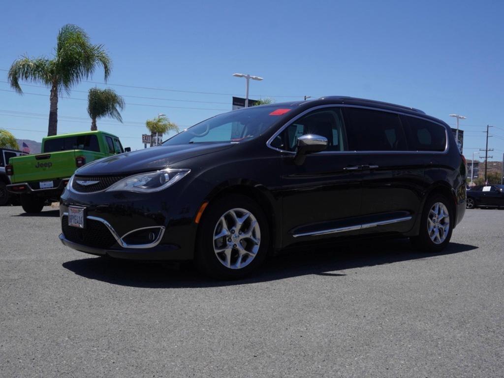 used 2020 Chrysler Pacifica car, priced at $20,551
