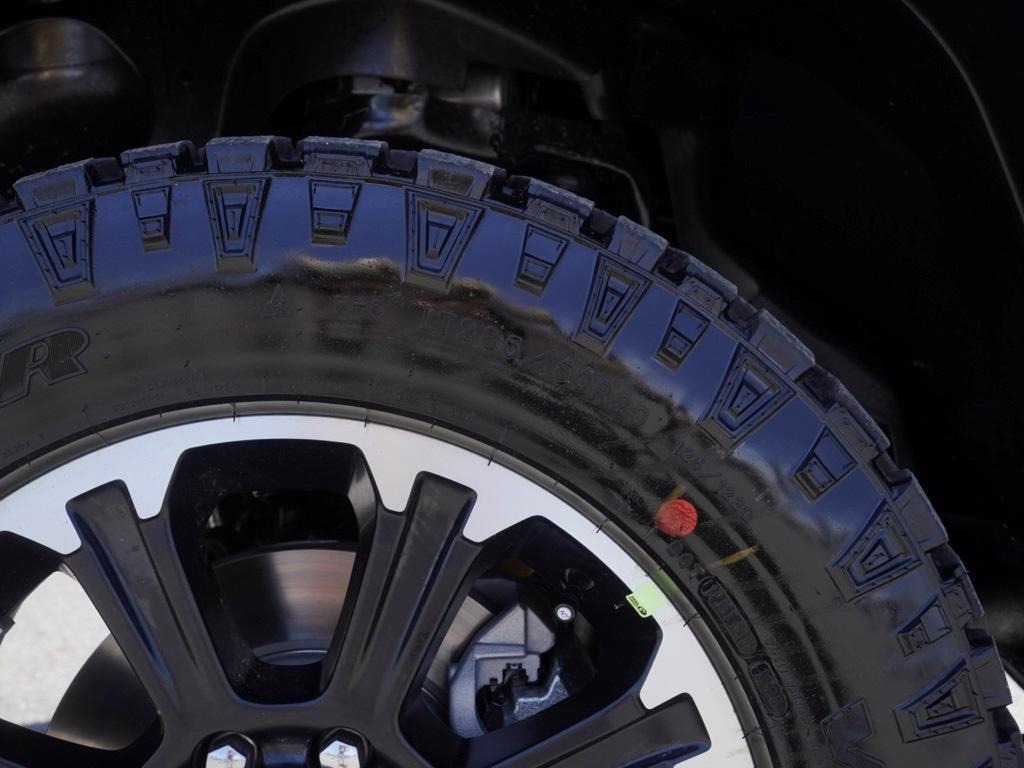 new 2025 Ram 2500 car, priced at $65,751