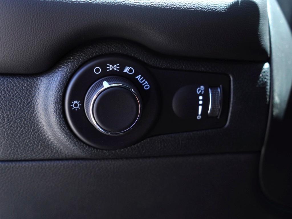 new 2025 Dodge Durango car, priced at $35,168