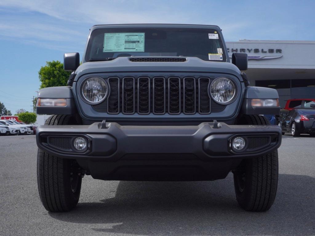 new 2025 Jeep Gladiator car, priced at $34,243